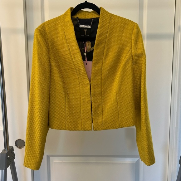 Ted Baker London Long Sleeve Seam Detail Cropped Jacket...